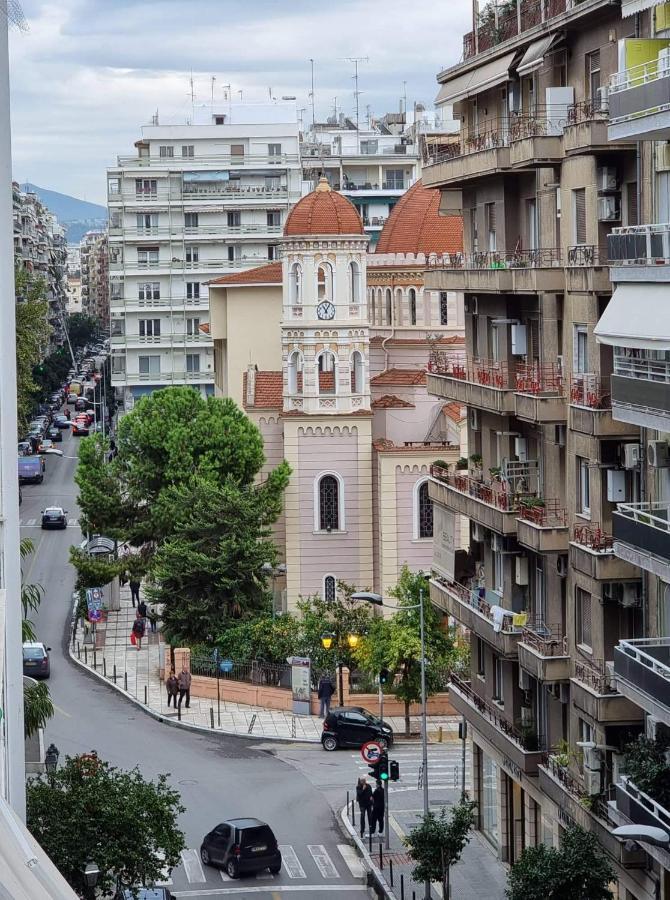 Center Point Thessaloniki Apartamento Exterior foto